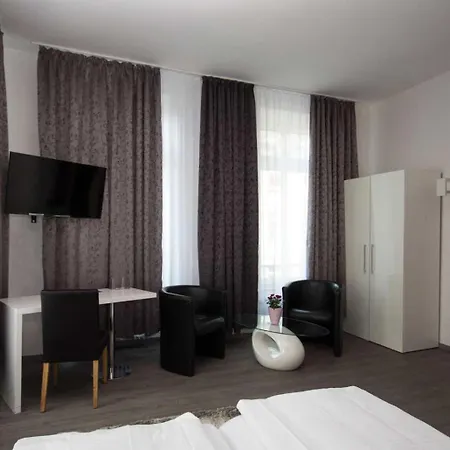 Luisenhof - Innenstadt Und Rmcc Wiesbaden
